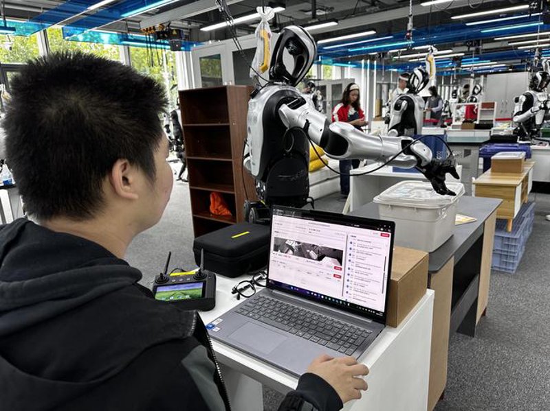 信息系统集成：企业信息化的高效利器